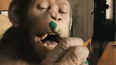 电影<猩球崛起>中文版预告片1