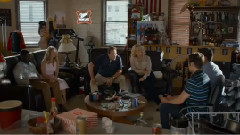 电影<网聘女伴>预告片