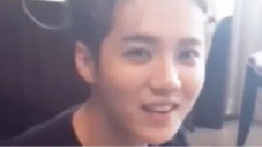 鹿晗 - 白色情人节唱歌要有'派'