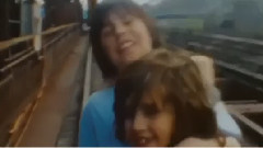 电影<低等居民>预告片2