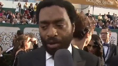 金球奖红毯 切瓦特.埃加福特专访