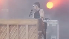 Twenty One Pilots - Tear In My Heart