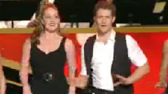 美剧<欢乐合唱团>TONY奖现场表演