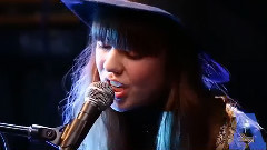 Diane Birch - Speak A Little Louder