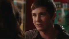 电影<困在爱中>国际版预告片