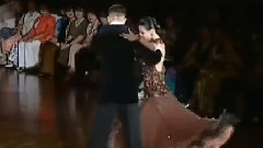 萨莎和娜塔莎的维也纳华尔兹表演