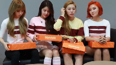 官方歌迷俱乐部礼品开封