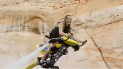 机器海豚与飞行水车