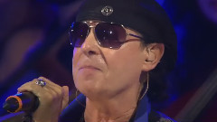 Scorpions - Dancing With The Moonlight