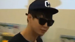 朴有天 - 2013-2015机场剪辑