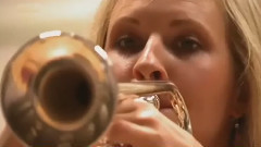 降E大调小号协奏曲