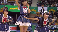 AKB48 - 制服の羽根