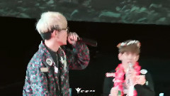 新村签售会 特别舞台 朴再兴超燃Rap