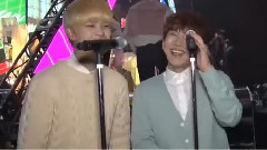 用立式话筒的悲剧