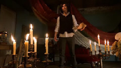 La Gloire a Mes Genoux