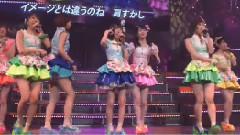 AKB48 - Tiny T-shirt