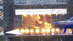 野马组合草莓音乐节