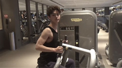 鹿晗 - 奔狍小剧场滴～鹿Boss健身打卡～这个夏天,主题是运动!