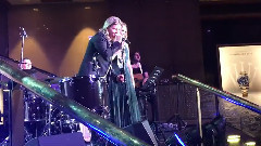 Delta Goodrem,Conrad Sewell - Start Again