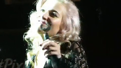 Pixie Lott - Ordinary Tourist