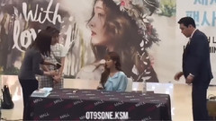 < With Love, J > 新专辑签名会新专辑签名会