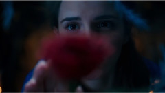 迪士尼真人版<美女与野兽>首曝先导预告片