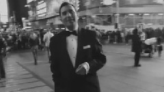 Simavi-İki Yabancı