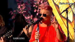 Pink - White Rabbi(Jimmy Kimmel秀)现场版