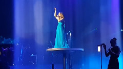 Mariah Carey,Celine Dion - Mariah Carey's Eb5 and Celine Dion's D5