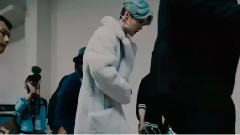 鹿晗 - 像雨像音乐