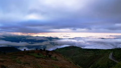 马萨在冰冷的黄土中