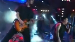 Papa Roach - Between Angels And Insects