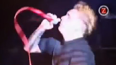 Papa Roach - Born With Nothing, Die With Everything