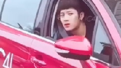 走过最深的路,就是王嘉尔的套路之一