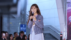 I Just Wanna Dance专辑签名会