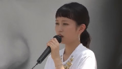 初のフリーライブに観客熱狂 ファーストアルバム< Selfish >発売記念ライブ1