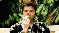 鹿晗 - <芭莎男士>七月品位封面:鹿晗 预告花絮2