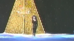 欧阳菲菲 - Love Is Over