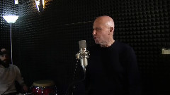 Çatılmış Kaşlarınla