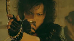 DIVE INTO THE MIRROR