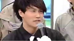 周定纬的面具舞