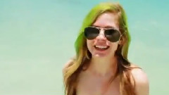 Avril In The Bahamas