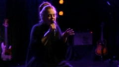 Adele - Turning Table Adele@AOL