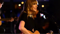 Taylor Swift - 2013法国巴黎塞纳河演唱会