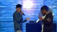 Tinchy Stryder,N-DUBZ - Spaceship