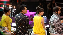 观看小朋友表演