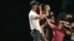 Enrique Iglesias - Escape