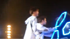 小苹果(钟仁追车车Ccut)