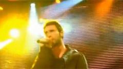 Maroon 5 - Hard To Breathe Live Friday The 13Th