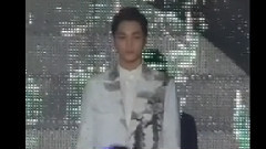 金钟仁第一次model秀